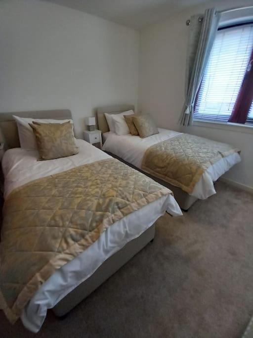 Ferienwohnung Lovely 2 Bed Flat-Great Location Dundee Exterior foto