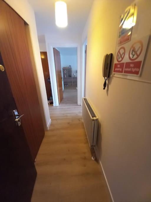 Ferienwohnung Lovely 2 Bed Flat-Great Location Dundee Exterior foto